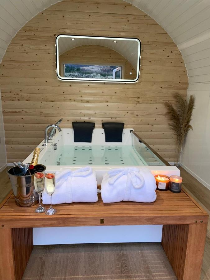 Apex Studio Pod & Jacuzzi Bath Fort William Luaran gambar