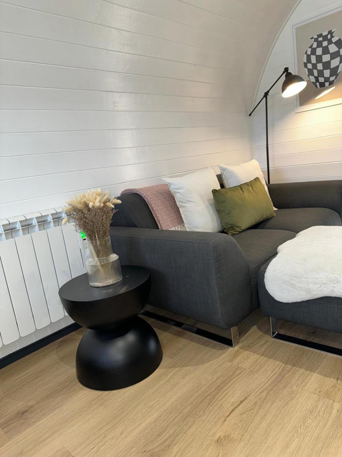 Apex Studio Pod & Jacuzzi Bath Fort William Luaran gambar